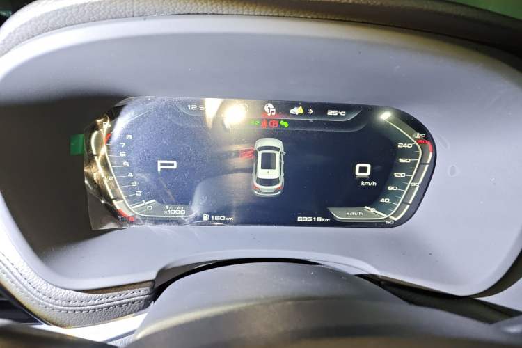 Used BORGWARD BX7 2018 28T Two-Wheel Drive Luxury Version 5 Seats China VI Emission Standard