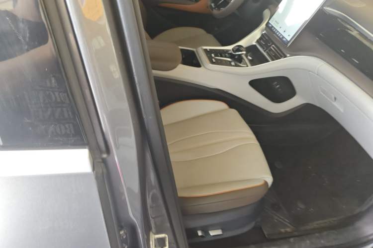 Used BYD Song Pro New Energy 2022 DM-i 110km Flagship Pro Model
