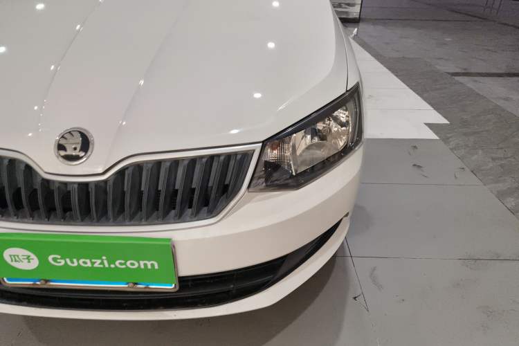 Used Skoda Fabia 2017 1.4L Automatic Car Enjoy Edition