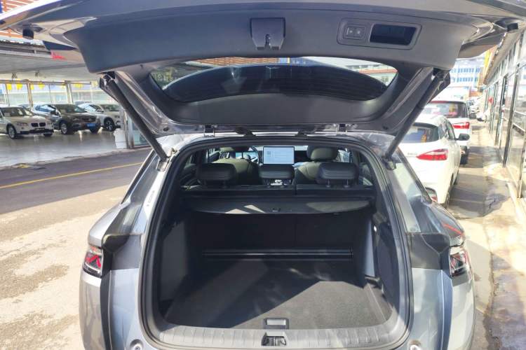 Used BYD Song L DM-i 2025 Intelligent Driving Version 160 km Excellence Edition Trunk