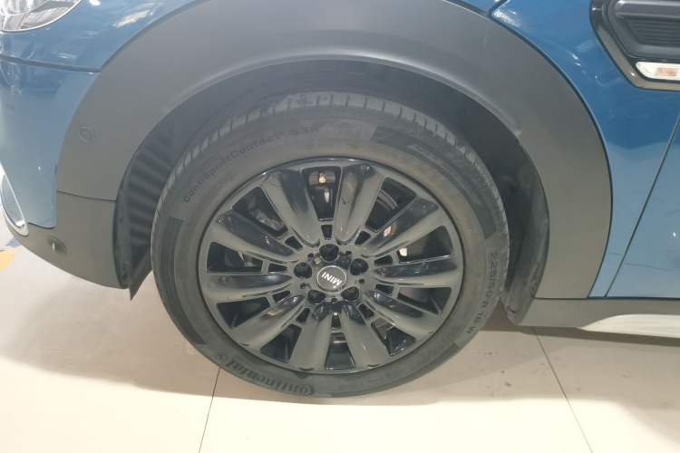 Used MINI Countryman 2018 1.5T COOPER Artist