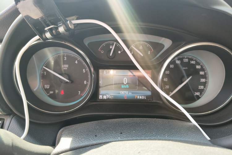 Used Buick Envision 2014 28T Four-Wheel Drive Elite Model Instrument Cluster