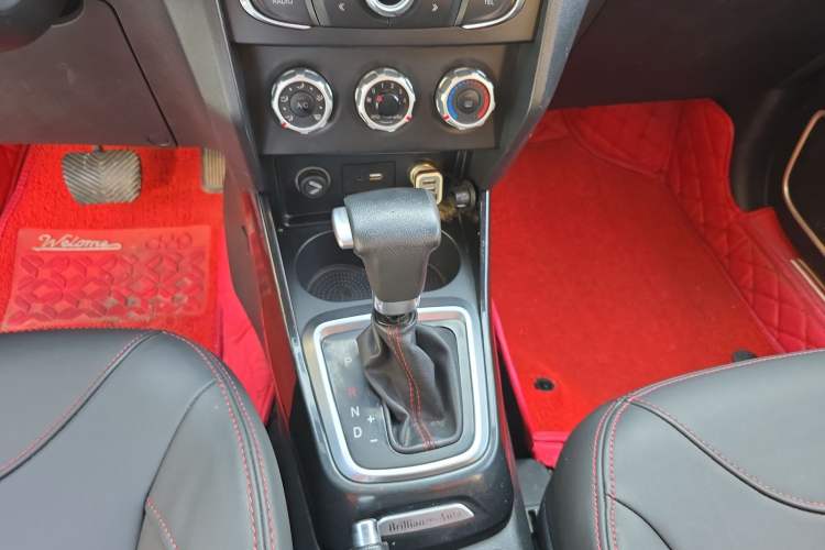 Used Brilliance V3 2016 1.5T Automatic Flagship Model