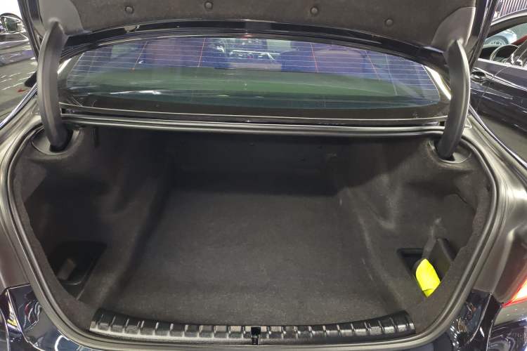 Used BMW 5 Series 2019 530Li Leading Model M Sport Package