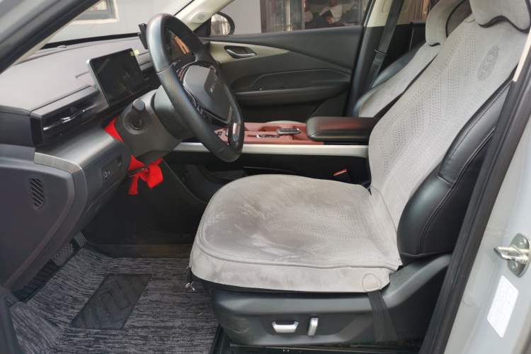 Used Wuling Xingguang 2024 Co-Creation Edition 510 Advanced Model Left Front Seat