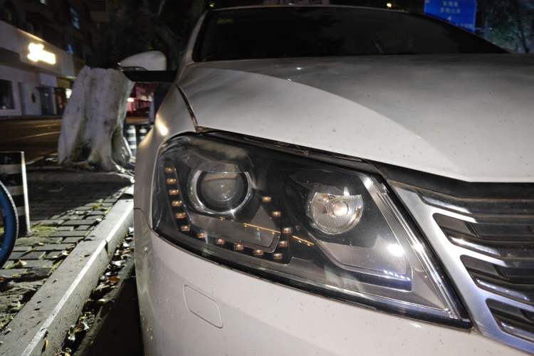 Used Volkswagen Magotan 2012 Revised 1.8TSI Luxury Version