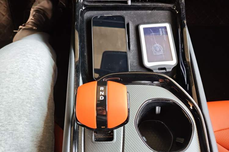 Used Changan UNI-V 2025 Model Third-Generation 2.0T Dynamic Edition