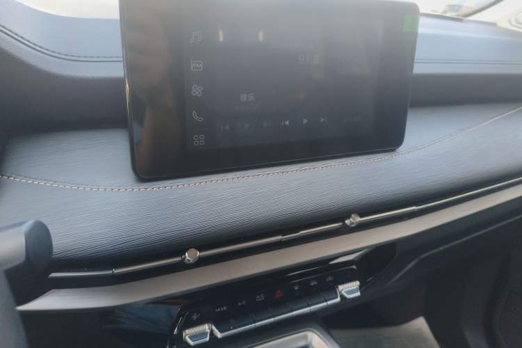 Used Wuling Jiachen 2022 1.5L Manual Comfort Edition
