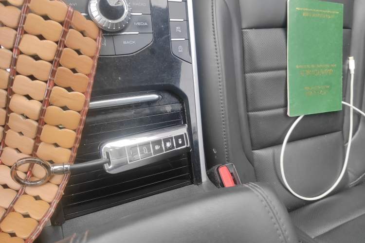 Used Wey VV7 2017 2.0T Ultra-Luxury Version
