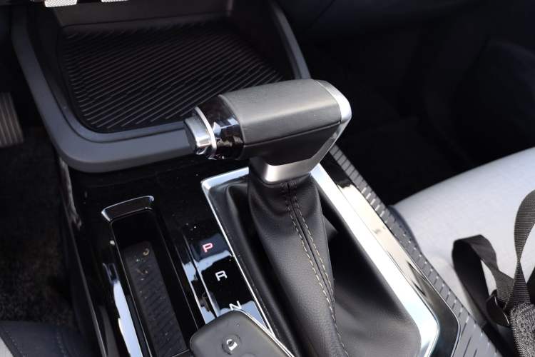 Used Baojun RM-5 2019 1.5T CVT 24-Hour Online Luxury Version 6 Seats