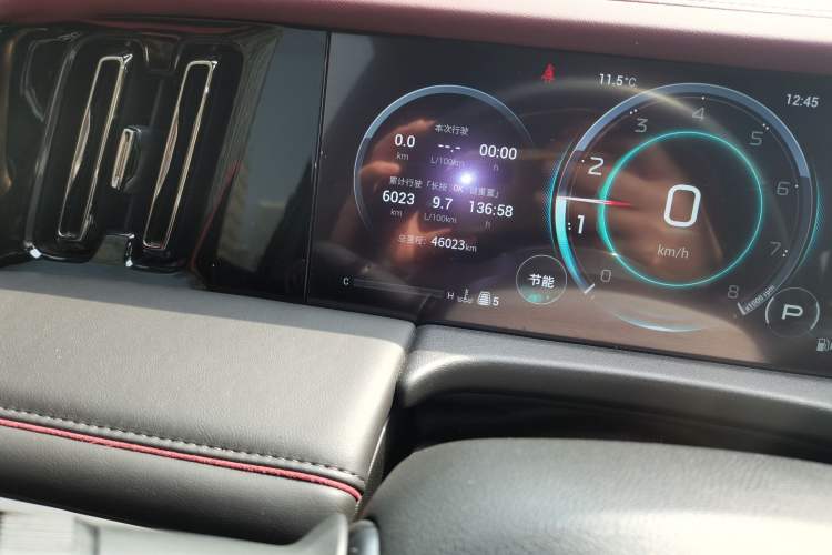 Used GAC Trumpchi M8 2023 Zongshi Series 400T Ultimate Edition Odometer Close Up