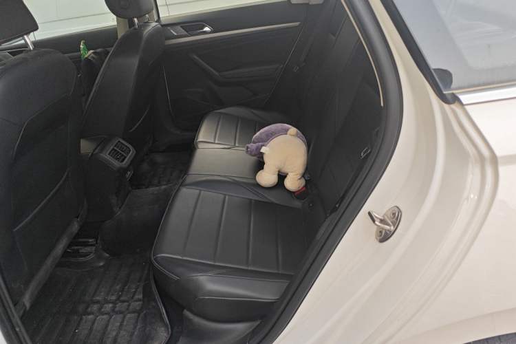 Used Volkswagen Lavida 2021 1.5L Automatic Comfort Edition
