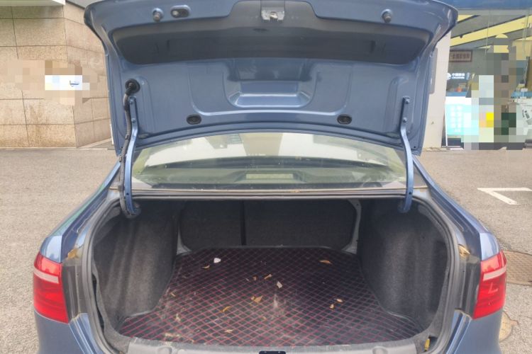 Used Volkswagen Lavida 2013 1.4TSI DSG Comfort Edition Trunk