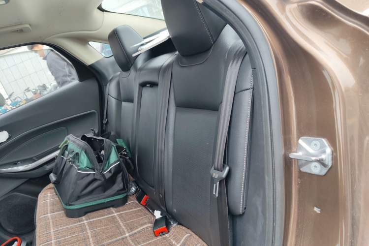 Used Ford Escort 2015 1.5L Automatic Fashion Model Left Rear Seat