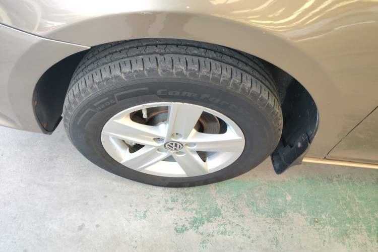 Used Volkswagen Bora 2014 1.6L Manual Fashion Edition
