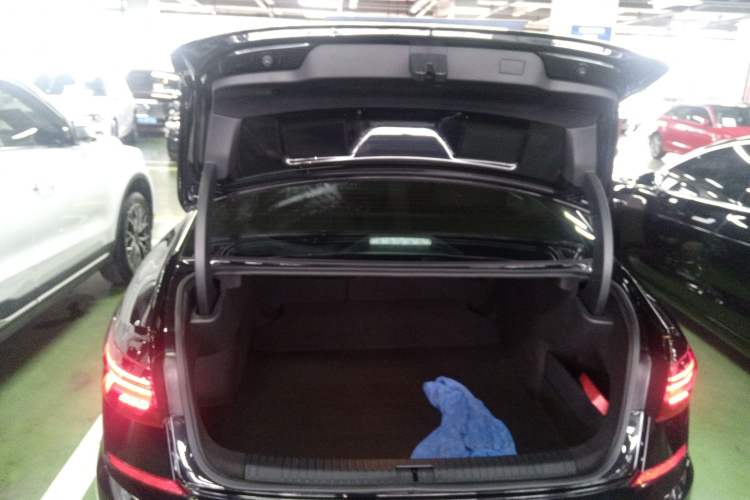 Used Volkswagen Passat 2019 330TSI Luxury Edition China V Standard
