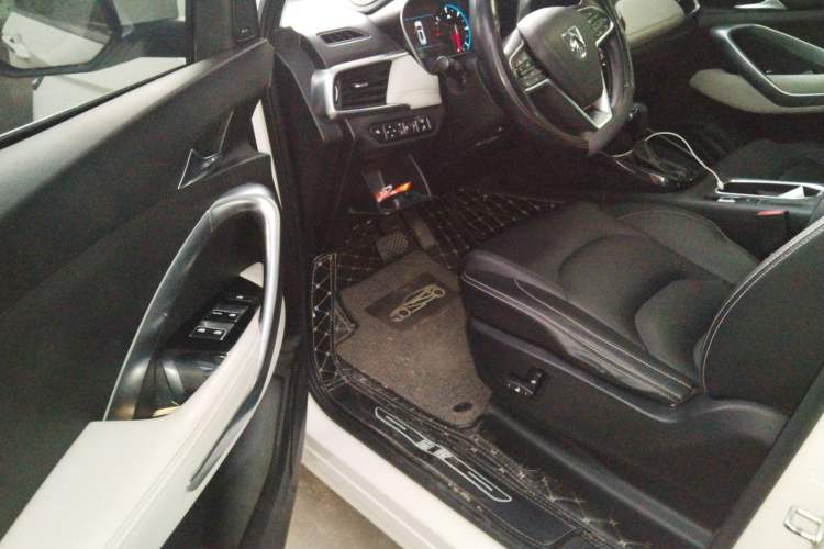 Used Baojun 530 2019 1.5T CVT Prestige Version National V