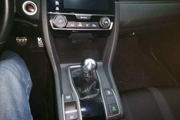 Used Honda Civic 2021 HATCHBACK 220TURBO Manual Driving Pleasure Control
