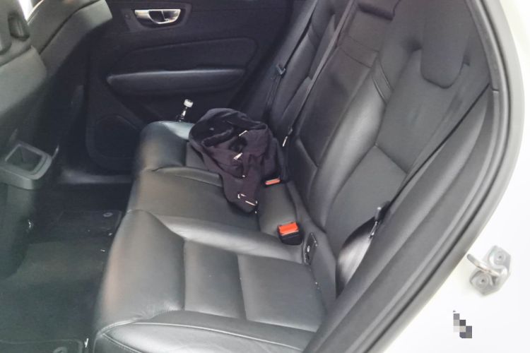 Used Volvo XC60 2019 T5 4x4 Zhiyuan Edition China VI Standard Left Rear Seat