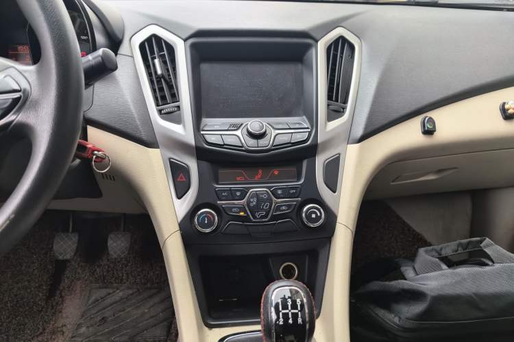 Used Chery Arrizo 7 2014 1.6L Manual ZhiCheng Edition