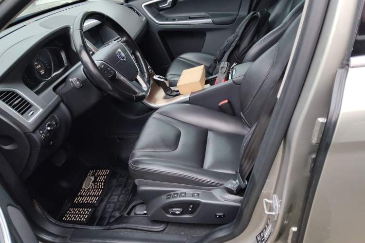 Used Volvo XC60 2016 T5 Smart Upgrade Model