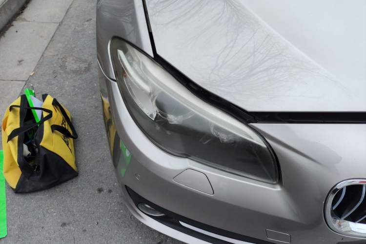 Used BMW 5 Series 2014 520Li Elegant Model
