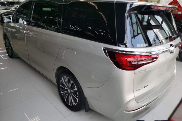 Used Buick GL8 2020 ES Land Cruiser 653T Luxury Model
