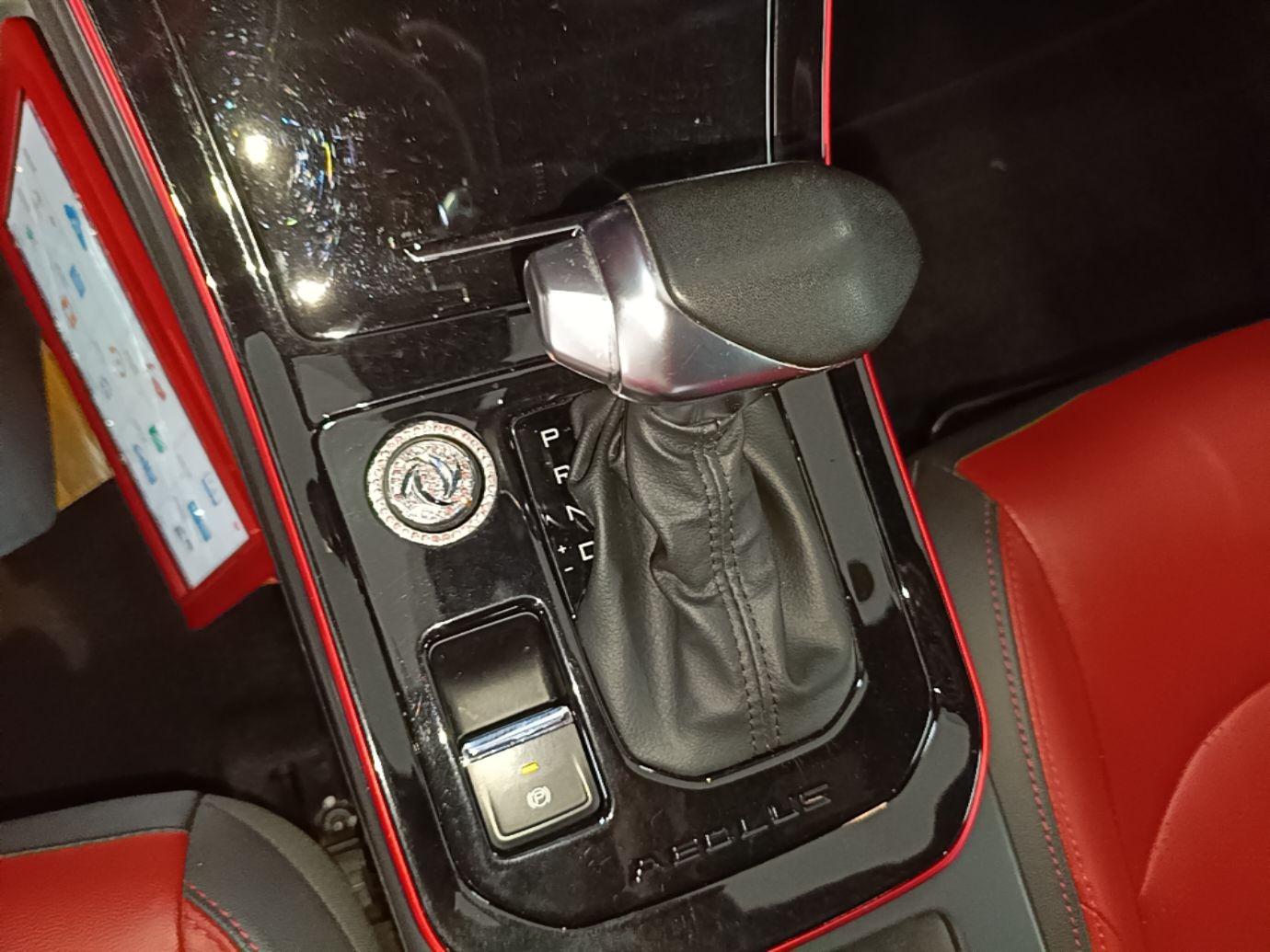 Dongfeng Aeolus Yixuan 2022 230T Automatic Adaptive-Beam Knight Edition — снимка 16