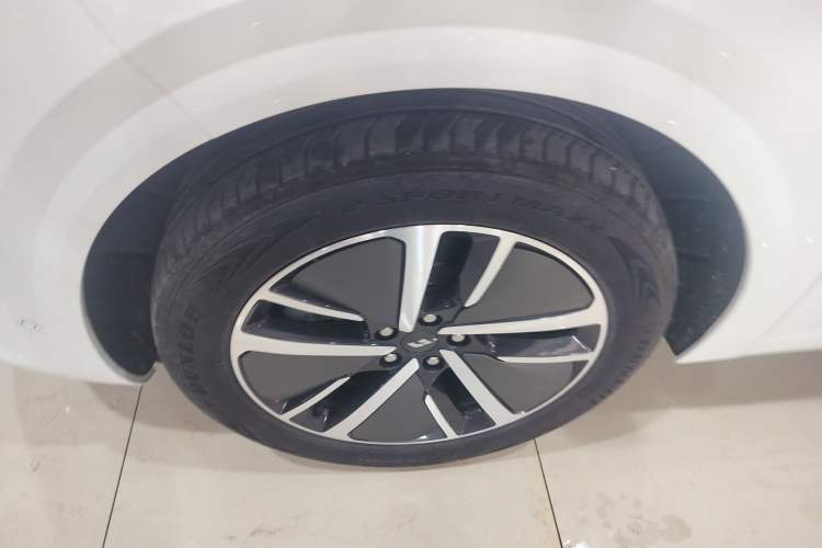 Used Li Auto L6 2024 Pro Model
