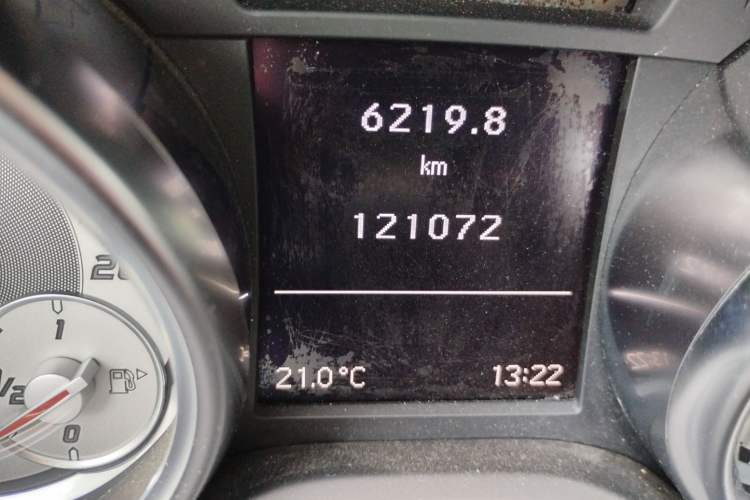 Used Mercedes-Benz SLK-Class 2011 SLK 200 Fashion Model
