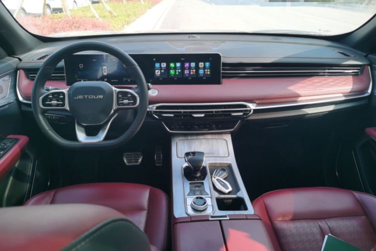 Used JETOUR X70 PRO 2023 1.6T DCT Enjoy PRO 7-Seater Center Console