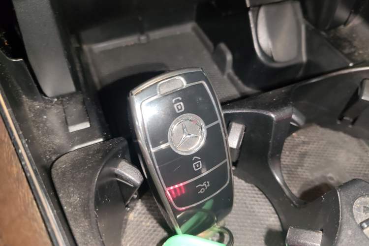 Used Mercedes-Benz GLC 2020 Facelift GLC 300 L 4MATIC Dynamic Edition
