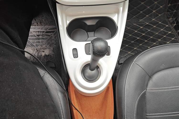 Used smart forfour 2018 0.9T 66 kW Pioneer Edition