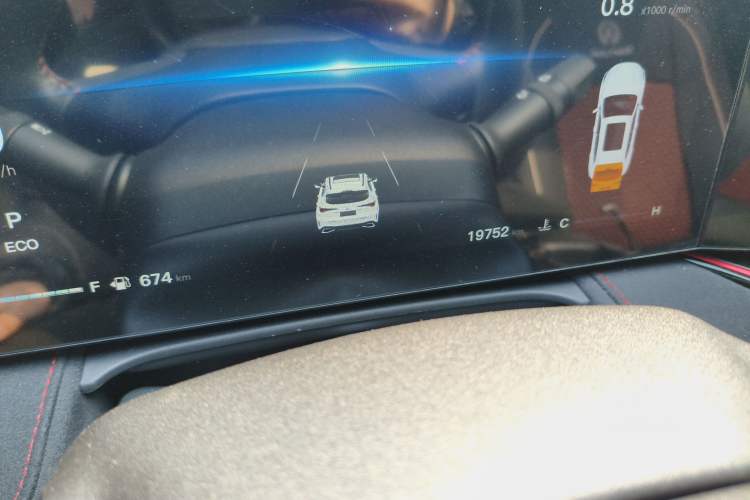 Used CHANGAN OSHAN X5 PLUS 2023 1.5T DCT Excellence Edition Odometer Close Up