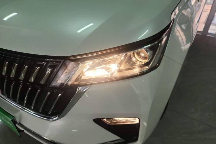 Used Wuling Jiachen 2022 1.5T CVT Smart Luxury Version
