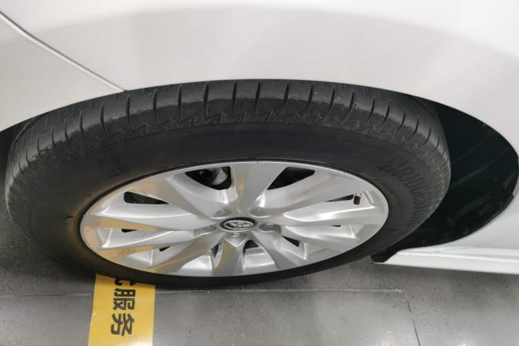 Used Toyota Camry 2019 Revised Version 2.0G Luxury Edition Exterior 1