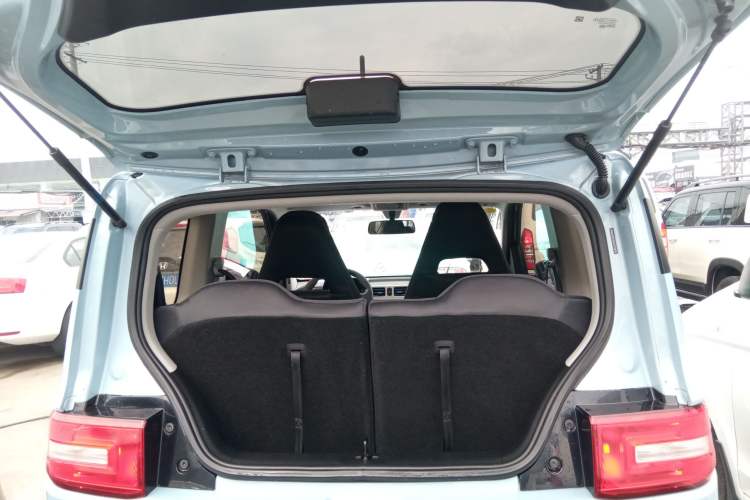 Used Wuling Hongguang MINIEV 2020 Easy Version Lithium-Ion Battery Trunk