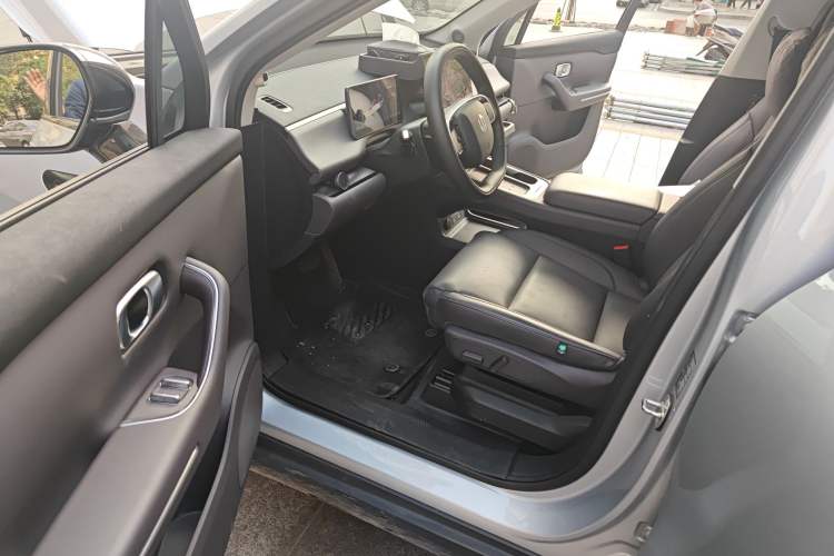 Used Leapmotor C16 2024 Range-Extended 200 LiDAR Edition