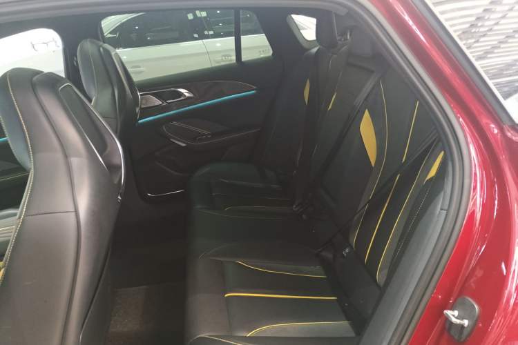 Used Hongqi H6 2023 2.0T ZhiZhen Edition