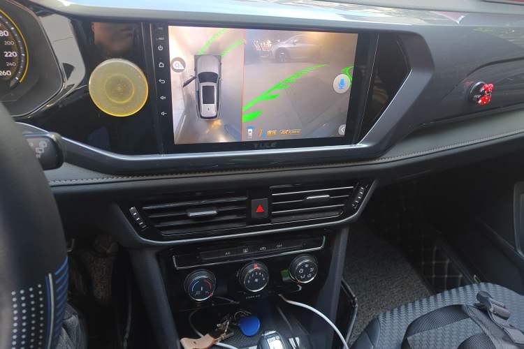 Used Volkswagen Tharu 2019 280TSI Two-Wheel Drive R-Line China V Standard Audio And AC Panel