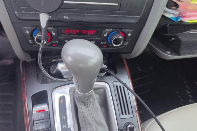 Used Audi A4L 2010 2.0 TFSI Technology Edition
