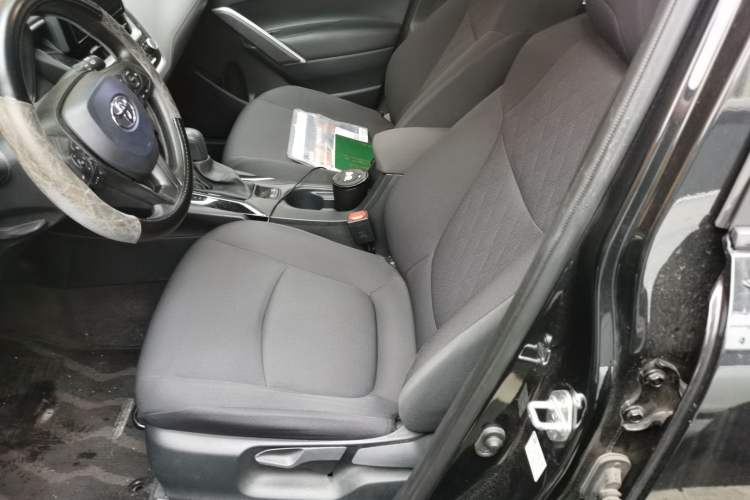 Used Toyota Corolla Cross 2022 2.0L Elite Edition Left Front Seat