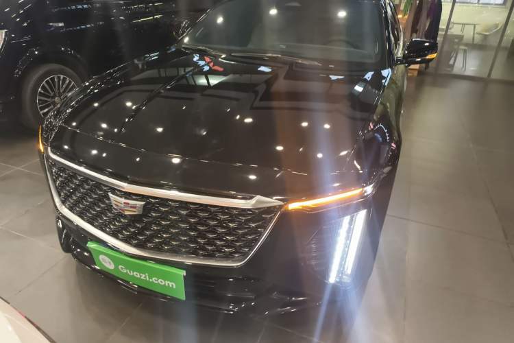 Used Cadillac CT6 2023 28T Luxury Version
