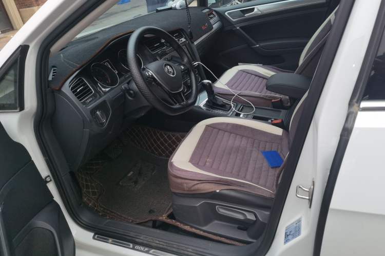 Used Volkswagen Golf 2019 280TSI DSG Comfort Version China VI Standard Left Front Seat