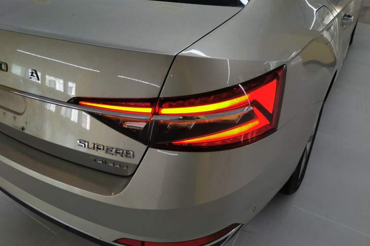 Used Skoda Superb 2019 Restyled TSI330 DSG Comfort Edition
