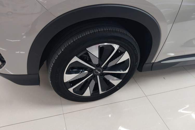 Used BYD Song PLUS New Energy 2024 Honor Edition EV 520km Flagship Model
