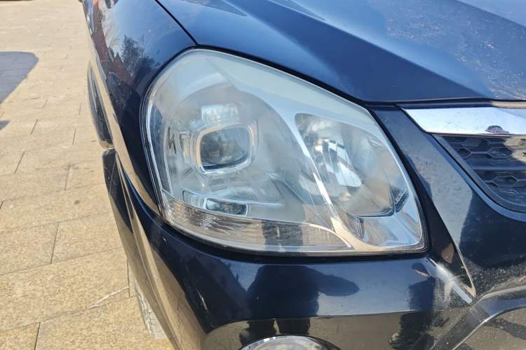 Used Hyundai Tucson 2013 2.0L Manual Two-Wheel Drive Fashion Edition