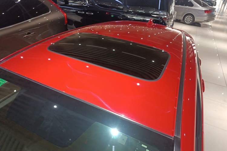 Used Honda Fit 2018 1.5L CVT Comfort Sunroof Version