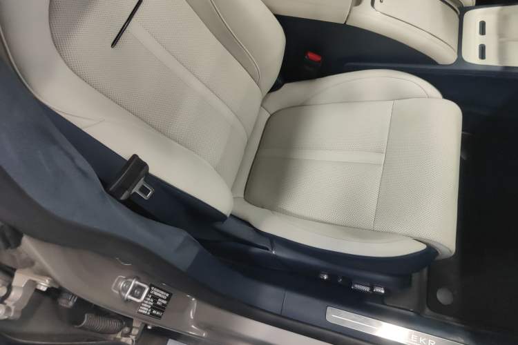 Used Zeekr 007 2024 Rear-Drive Intelligent Driving Version 75 kWh
