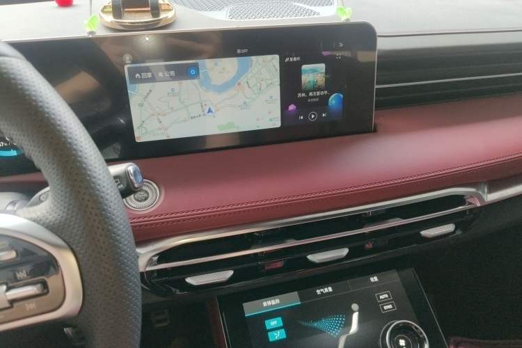 Used JETOUR X70 C-DM 2024 Far Voyage Edition 7 Seats Audio And AC Panel